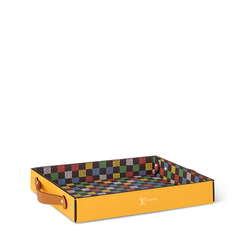 ถาดรุ่น LV Vers Damier . in ทรังก์ การเดินทาง และ บ้าน's กีฬาและเกมส์ } collections by Louis Vuitton (การย่อ/ขยายผลิตภัณฑ์)