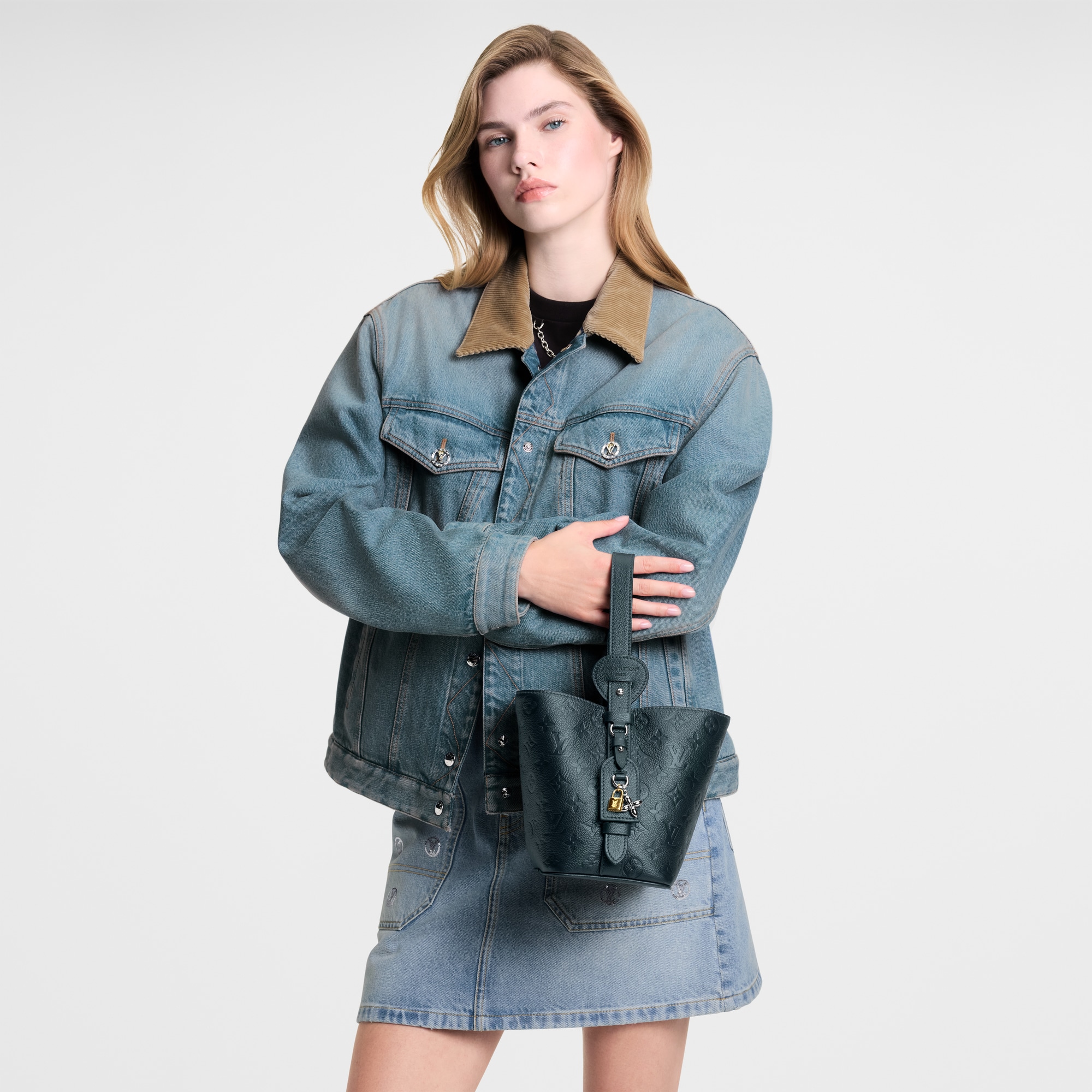 กระเป๋ารุ่น All In BB Monogram Empreinte in ผู้หญิง