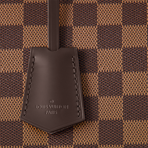 กระเป๋ารุ่น Alma PM Damier Ebene in ผู้หญิง's กระเป๋าถือ กระเป๋าถือสำหรับผู้หญิง collections by Louis Vuitton (การย่อ/ขยายผลิตภัณฑ์)