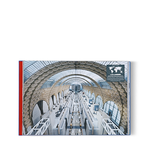 หนังสือ Almanach 2022 in ทรังก์ การเดินทาง และ บ้าน's หนังสือและเครื่องเขียน หนังสือปกแข็ง collections by Louis Vuitton (การย่อ/ขยายผลิตภัณฑ์)