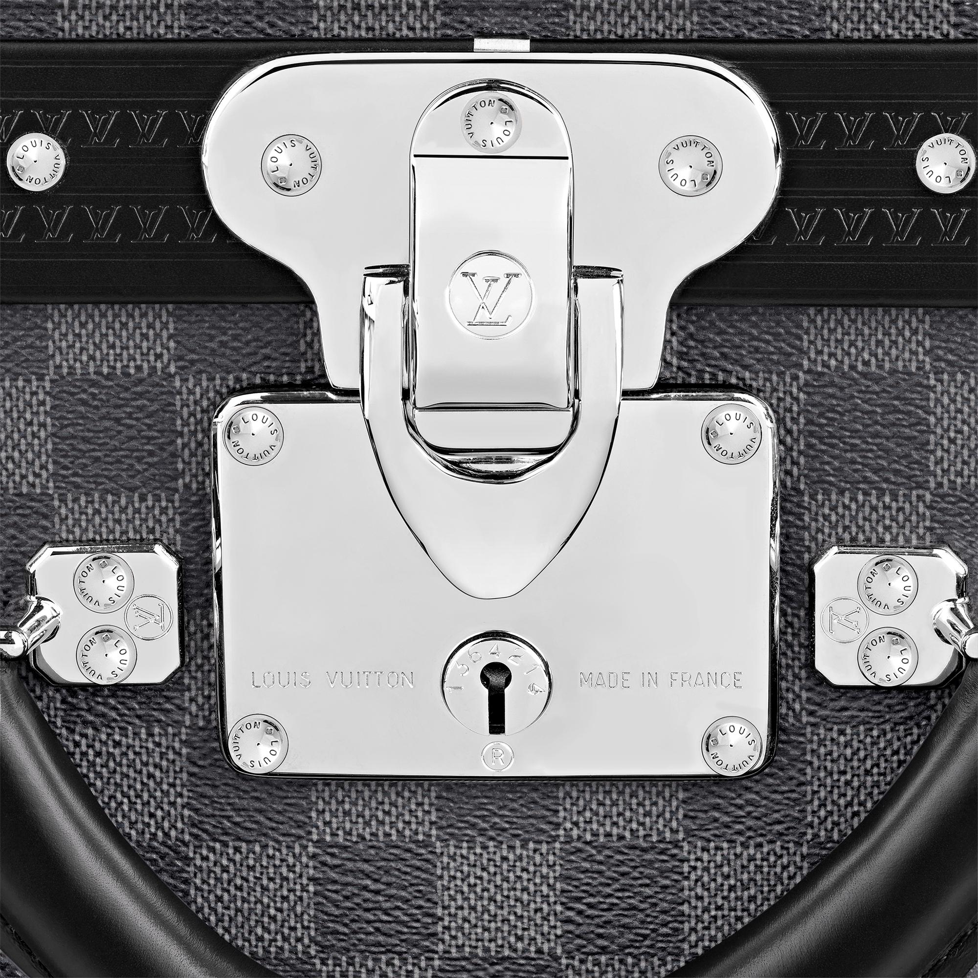ทรังก์รุ่น ALZER 65  Damier Graphite แคนวาส in ผู้ชาย