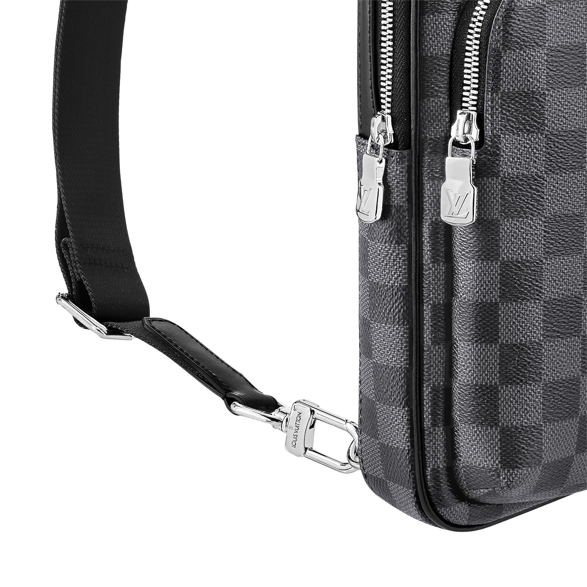 กระเป๋า Sling bag รุ่น Avenue NM Damier Graphite in ผู้ชาย