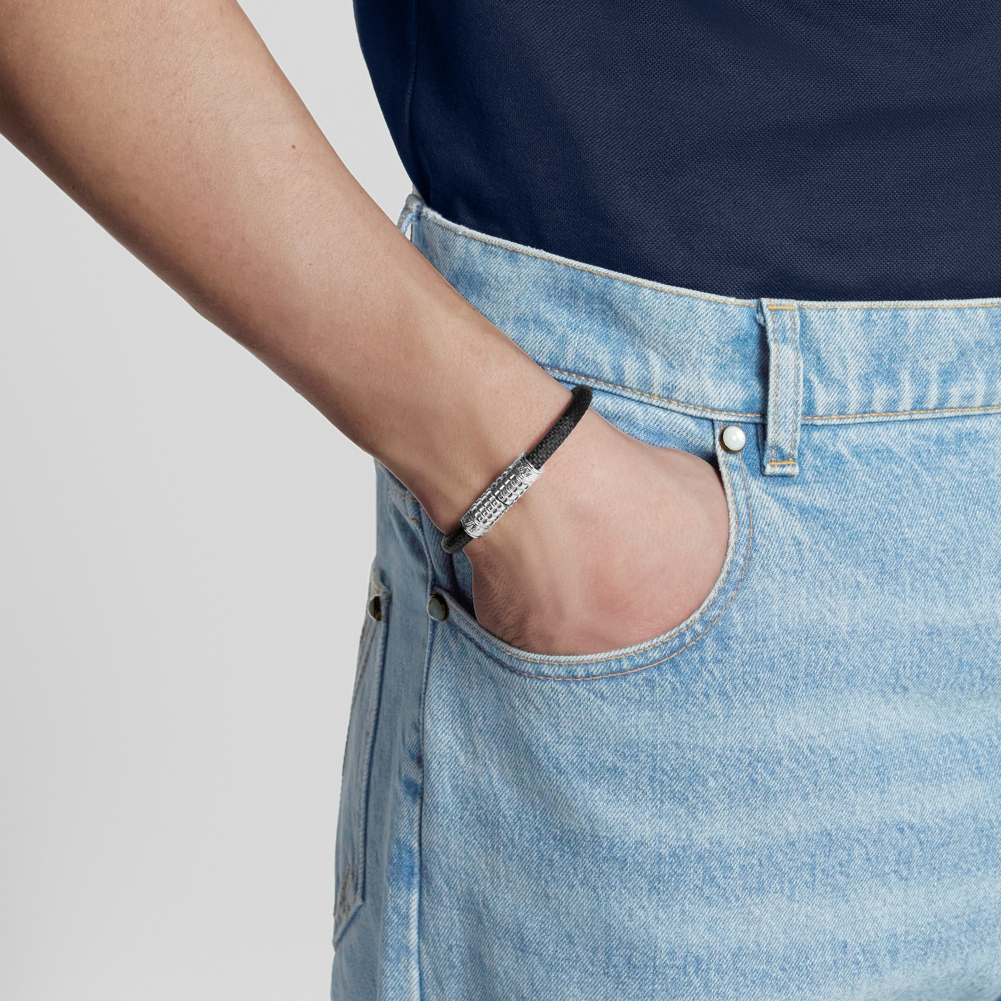 กำไลข้อมือ Digit  Damier Graphite in ผู้ชาย