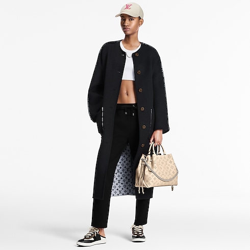 กระเป๋ารุ่น Bella Tote Mahina in กระเป๋าและผลิตภัณฑ์เครื่องหนังขนาดเล็ก's สำหรับผู้หญิง ใหม่ล่าสุด collections by Louis Vuitton (การย่อ/ขยายผลิตภัณฑ์)