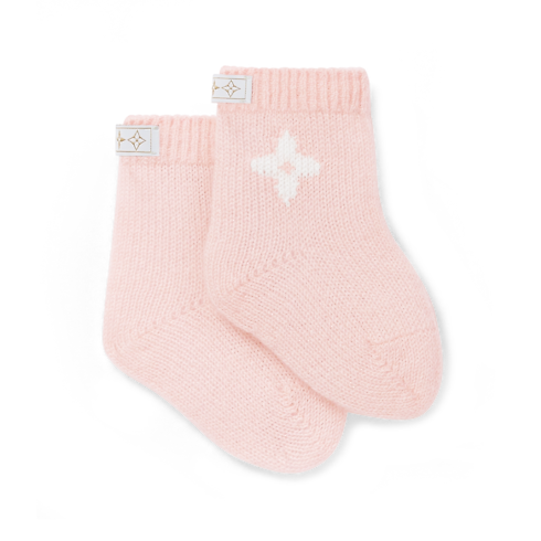 เซ็ตแอคเซสเซอรี่สำหรับเด็กแรกเกิด . in ของขวัญและการสร้างสรรค์ผลงานของคุณ's ของขวัญสำหรับเด็ก } collections by Louis Vuitton (การย่อ/ขยายผลิตภัณฑ์)