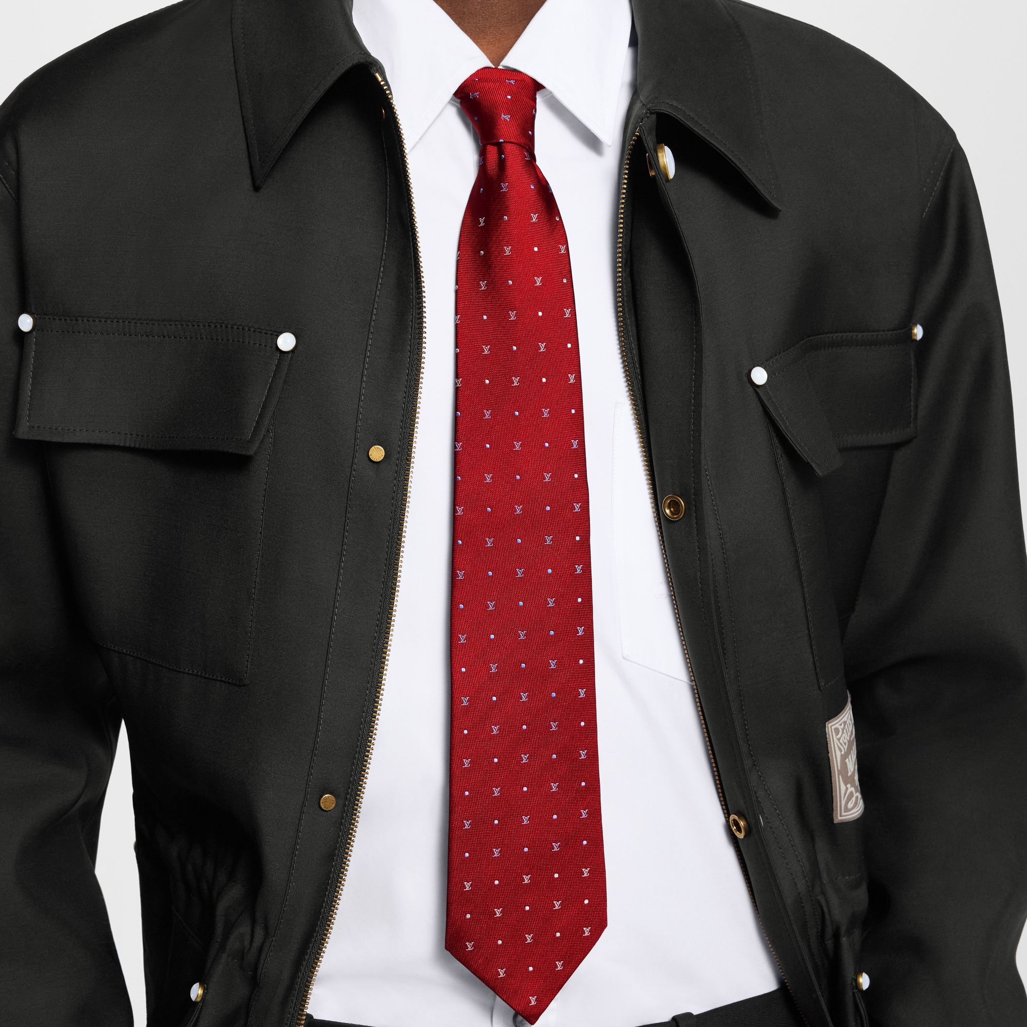 เนคไทรุ่น Blason Dots . in ผู้ชาย