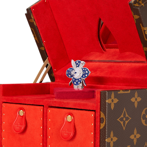 ทรังก์รุ่น Boîte Joaillerie Vivienne Zodiac Monogram in ทรังก์ การเดินทาง และ บ้าน's ทรังก์และกล่อง กล่อง collections by Louis Vuitton (การย่อ/ขยายผลิตภัณฑ์)