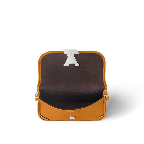 กระเป๋ารุ่น Buci Epi in ผู้หญิง's กระเป๋าถือ กระเป๋าถือสำหรับผู้หญิง collections by Louis Vuitton (การย่อ/ขยายผลิตภัณฑ์)