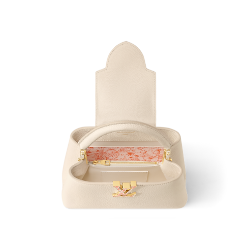 กระเป๋ารุ่น Capucines BB Capucines in ผู้หญิง's กระเป๋าถือ กระเป๋ารุ่น Capucines collections by Louis Vuitton (การย่อ/ขยายผลิตภัณฑ์)