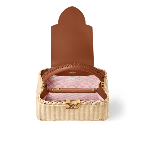 กระเป๋ารุ่น Capucines BB Capucines in ผู้หญิง's กระเป๋าถือ กระเป๋ารุ่น Capucines collections by Louis Vuitton (การย่อ/ขยายผลิตภัณฑ์)