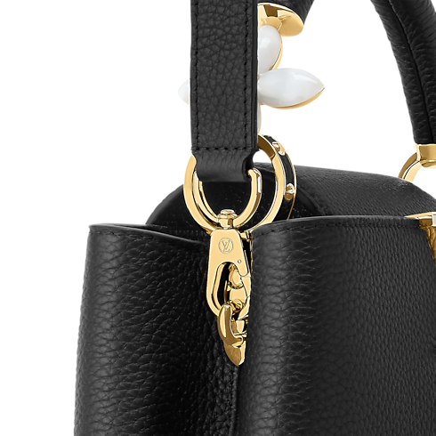กระเป๋ารุ่น Capucines BB Capucines in ผู้หญิง's กระเป๋าถือ กระเป๋ารุ่น Capucines collections by Louis Vuitton (การย่อ/ขยายผลิตภัณฑ์)