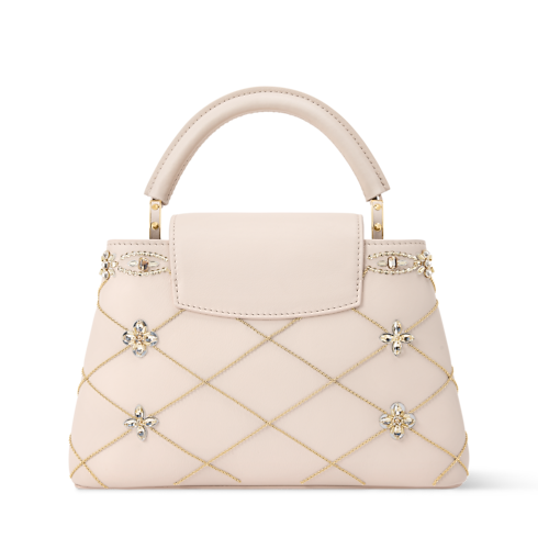 กระเป๋ารุ่น Capucines BB Capucines in ผู้หญิง's ผลิตภัณฑ์ใหม่ } collections by Louis Vuitton (การย่อ/ขยายผลิตภัณฑ์)