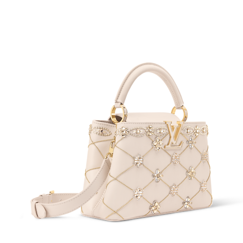 กระเป๋ารุ่น Capucines BB Capucines in ผู้หญิง's ผลิตภัณฑ์ใหม่ } collections by Louis Vuitton (การย่อ/ขยายผลิตภัณฑ์)