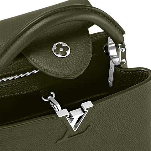 กระเป๋ารุ่น Capucines BB Capucines in ผู้หญิง's กระเป๋าถือ กระเป๋ารุ่น Capucines collections by Louis Vuitton (การย่อ/ขยายผลิตภัณฑ์)