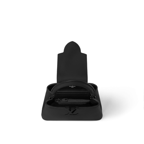 กระเป๋ารุ่น Capucines East-West Mini Capucines in ผู้หญิง's กระเป๋าถือ กระเป๋ารุ่น Capucines collections by Louis Vuitton (การย่อ/ขยายผลิตภัณฑ์)