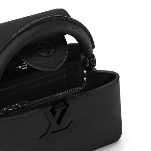 กระเป๋ารุ่น Capucines East-West Mini Capucines in ผู้หญิง's กระเป๋าถือ กระเป๋ารุ่น Capucines collections by Louis Vuitton (การย่อ/ขยายผลิตภัณฑ์)