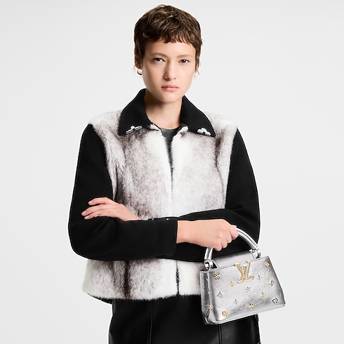 Capucines Mini Capucines in ผู้หญิง's กระเป๋าถือ กระเป๋ารุ่น Capucines collections by Louis Vuitton (การย่อ/ขยายผลิตภัณฑ์)