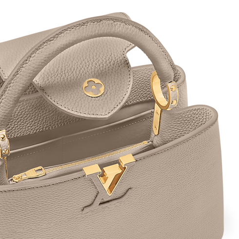 กระเป๋ารุ่น Capucines MM Capucines in ผู้หญิง's กระเป๋าถือ กระเป๋ารุ่น Capucines collections by Louis Vuitton (การย่อ/ขยายผลิตภัณฑ์)