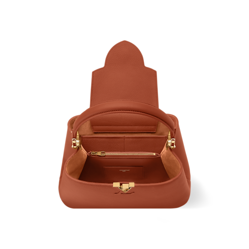 กระเป๋ารุ่น Capucines MM Souple Capucines in ผู้หญิง's กระเป๋าถือ กระเป๋ารุ่น Capucines collections by Louis Vuitton (การย่อ/ขยายผลิตภัณฑ์)