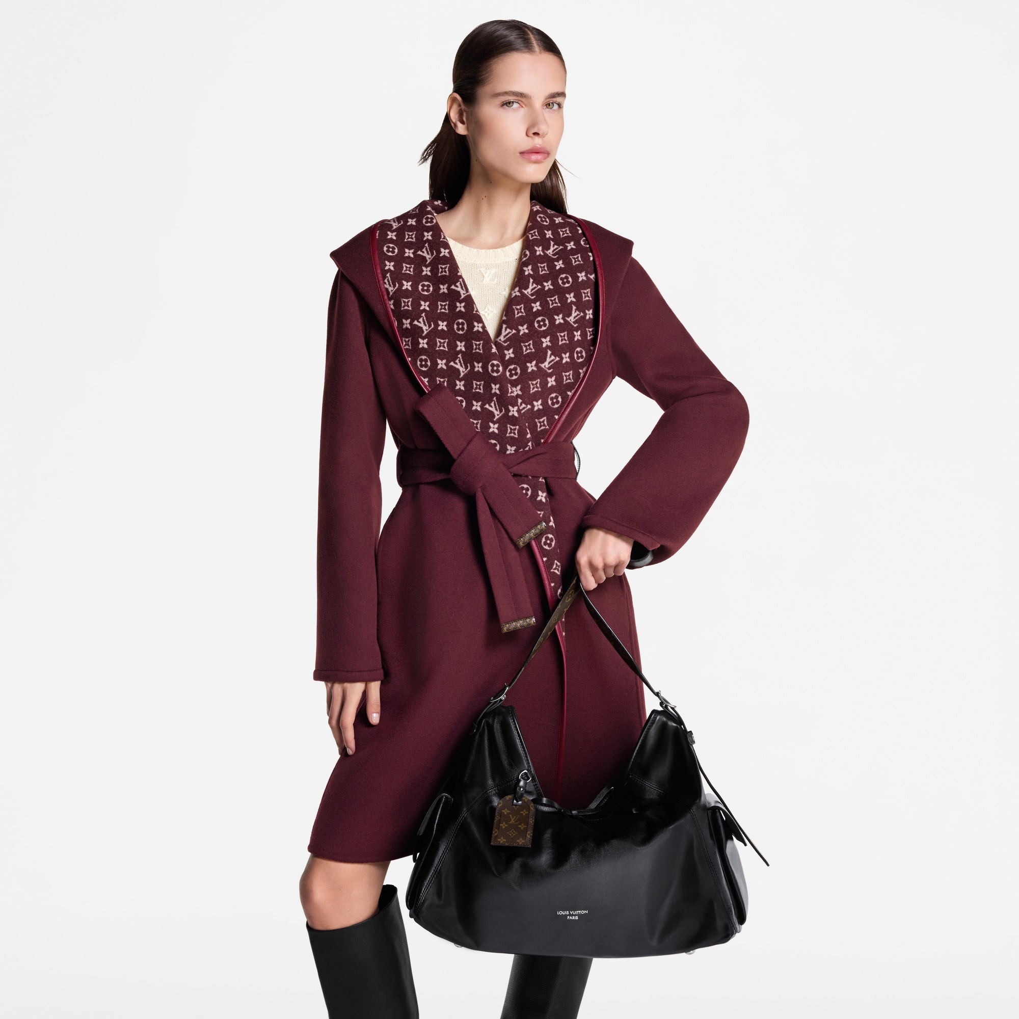 กระเป๋ารุ่น Carry All Travel LV Vibe in ผู้หญิง