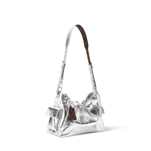 กระเป๋ารุ่น CarryAll Cargo PM H34 in ผู้หญิง's กระเป๋าถือ กระเป๋าถือสำหรับผู้หญิง collections by Louis Vuitton (การย่อ/ขยายผลิตภัณฑ์)