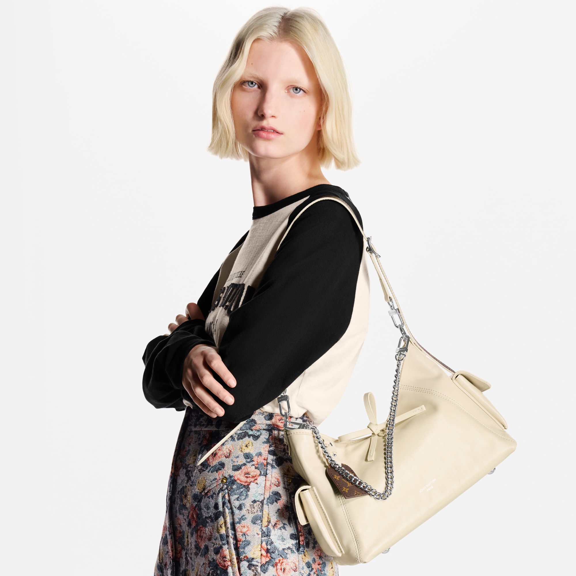 กระเป๋ารุ่น CarryAll Cargo Vibe PM LV Vibe in ผู้หญิง