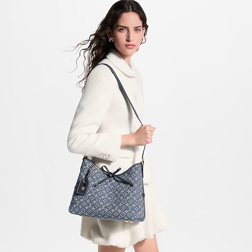 กระเป๋ารุ่น CarryAll PM in ผู้หญิง's กระเป๋าถือ กระเป๋าถือสำหรับผู้หญิง collections by Louis Vuitton (การย่อ/ขยายผลิตภัณฑ์)