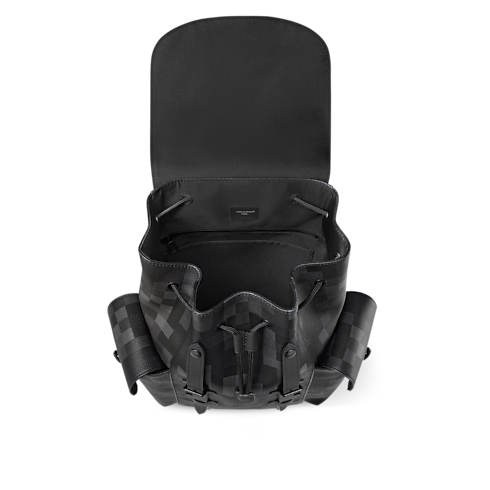 กระเป๋าสะพายหลังรุ่น Christopher MM D16 in กระเป๋าและผลิตภัณฑ์เครื่องหนังขนาดเล็ก's สำหรับผู้ชาย ไอคอนิก collections by Louis Vuitton (การย่อ/ขยายผลิตภัณฑ์)