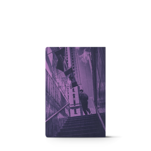 หนังสือ City Guide โตรอนโต in ทรังก์ การเดินทาง และ บ้าน's หนังสือและเครื่องเขียน หนังสือ City Guide collections by Louis Vuitton (การย่อ/ขยายผลิตภัณฑ์)