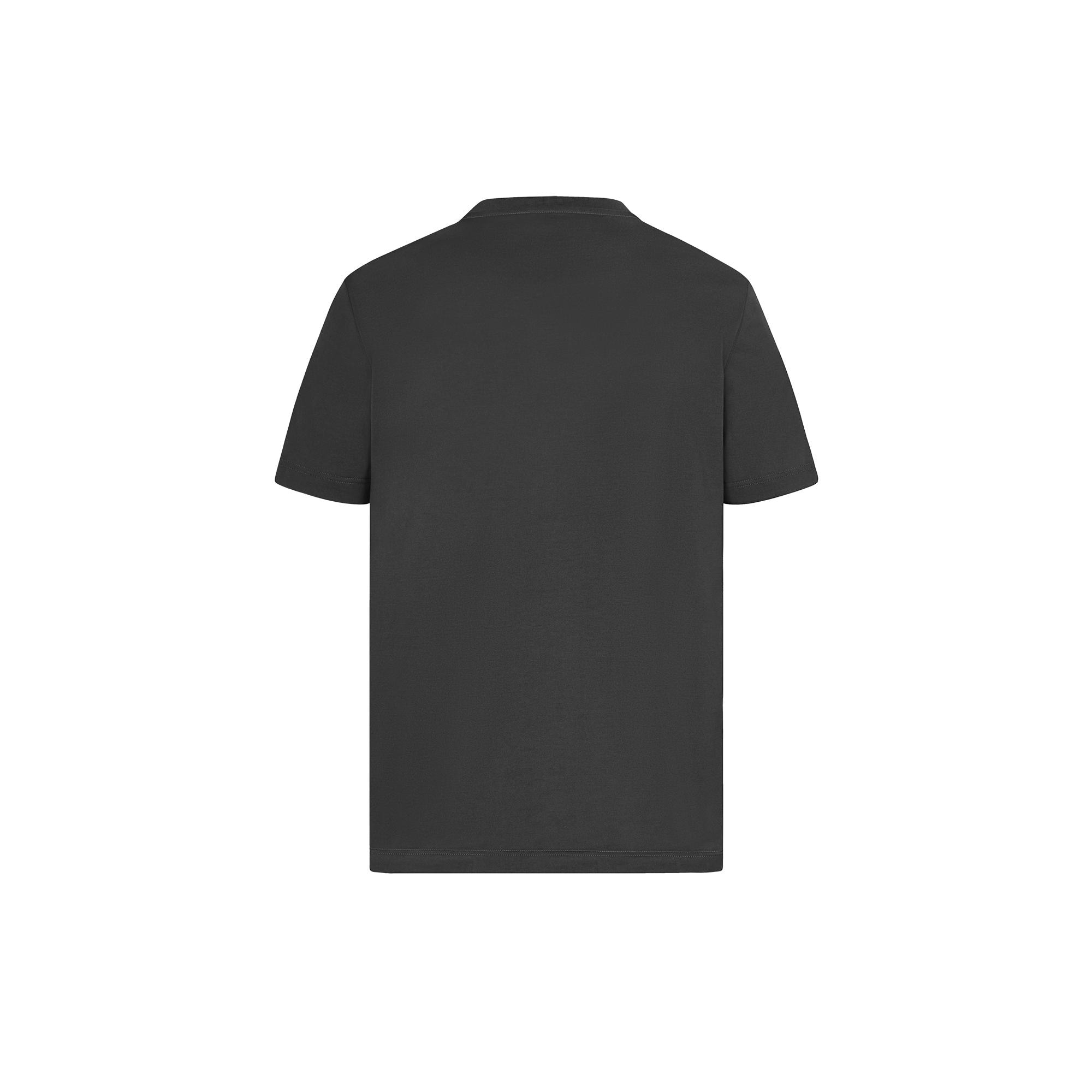 เสื้อยืดสไตล์คลาสสิก  in ผู้ชาย