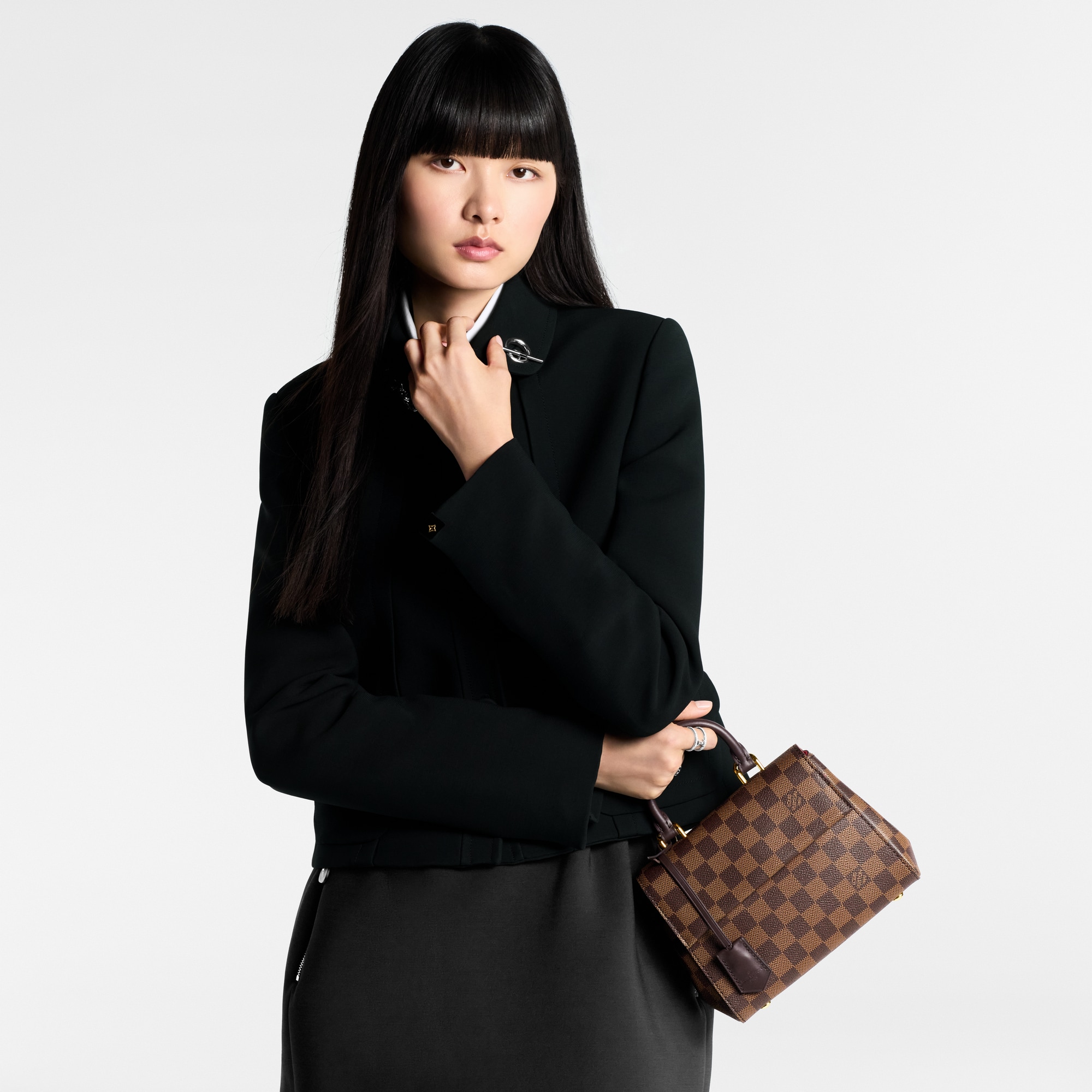 กระเป๋ารุ่น Cluny Mini Damier Ebene in ผู้หญิง