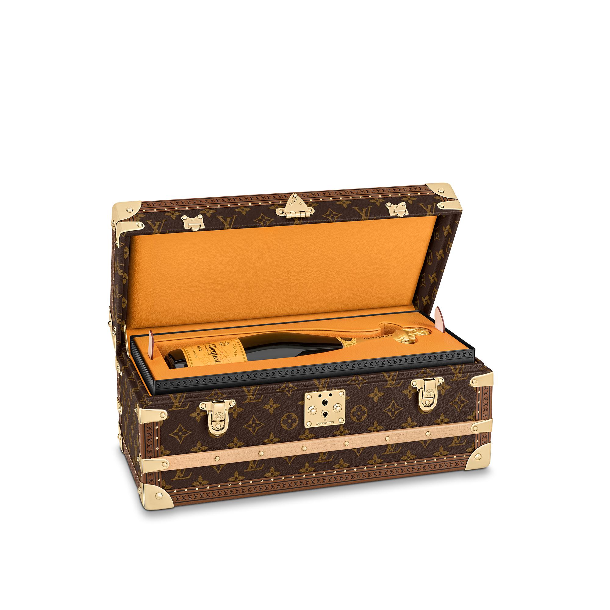 ทรังก์รุ่น Champagne Box Monogram in ทรังก์ การเดินทาง และ บ้าน