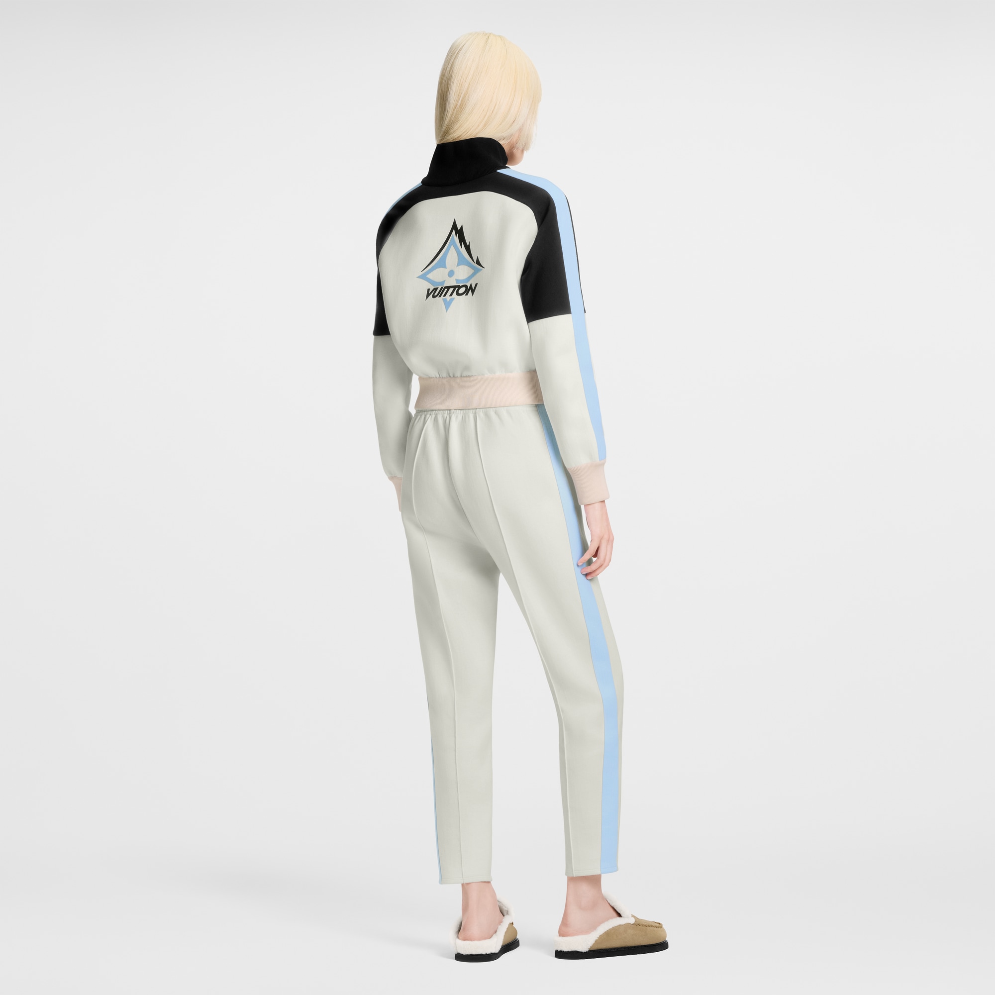 Color-Blocked Mountain Signature Jacket  in ผู้หญิง