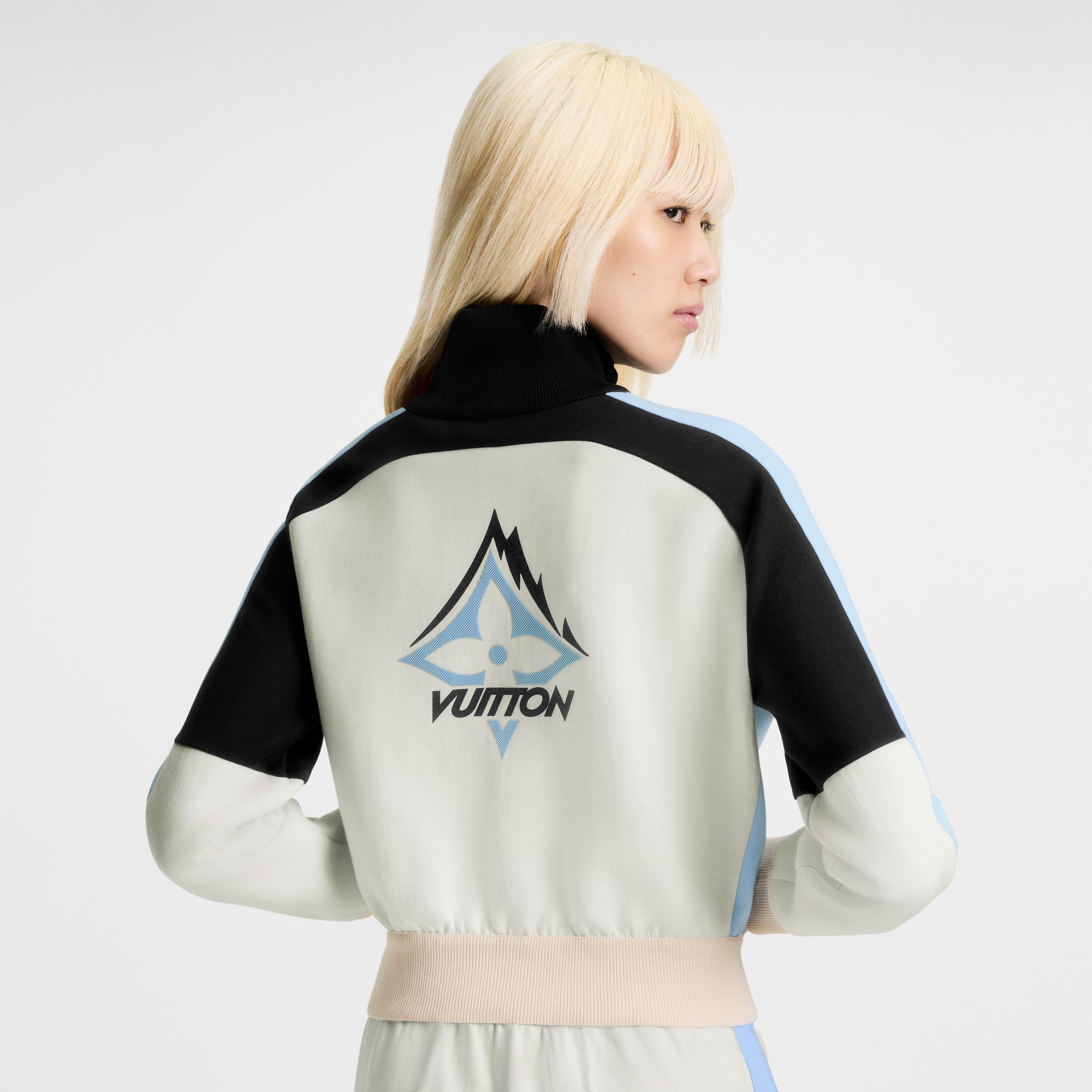 Color-Blocked Mountain Signature Jacket  in ผู้หญิง