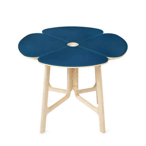 Concertina Table By Raw Edges in ทรังก์ การเดินทาง และ บ้าน's บ้านและศิลปะการไดนิ่ง เฟอร์นิเจอร์ collections by Louis Vuitton (การย่อ/ขยายผลิตภัณฑ์)