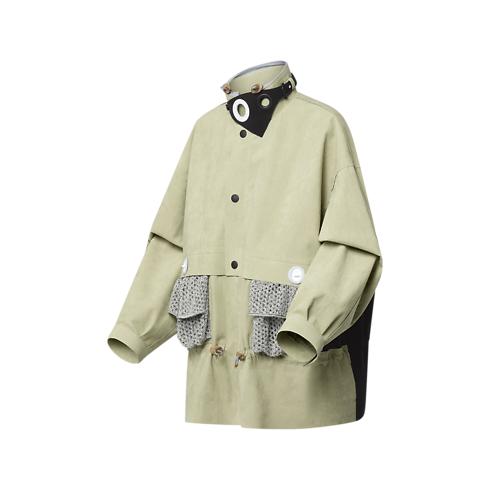 เสื้อพาร์กาแต่งกระเป๋าโครเชต์ in ผู้หญิง's เสื้อผ้า เสื้อโค้ทกันหนาวและเสื้อแจ็คเก็ตสำหรับผู้หญิง collections by Louis Vuitton (การย่อ/ขยายผลิตภัณฑ์)