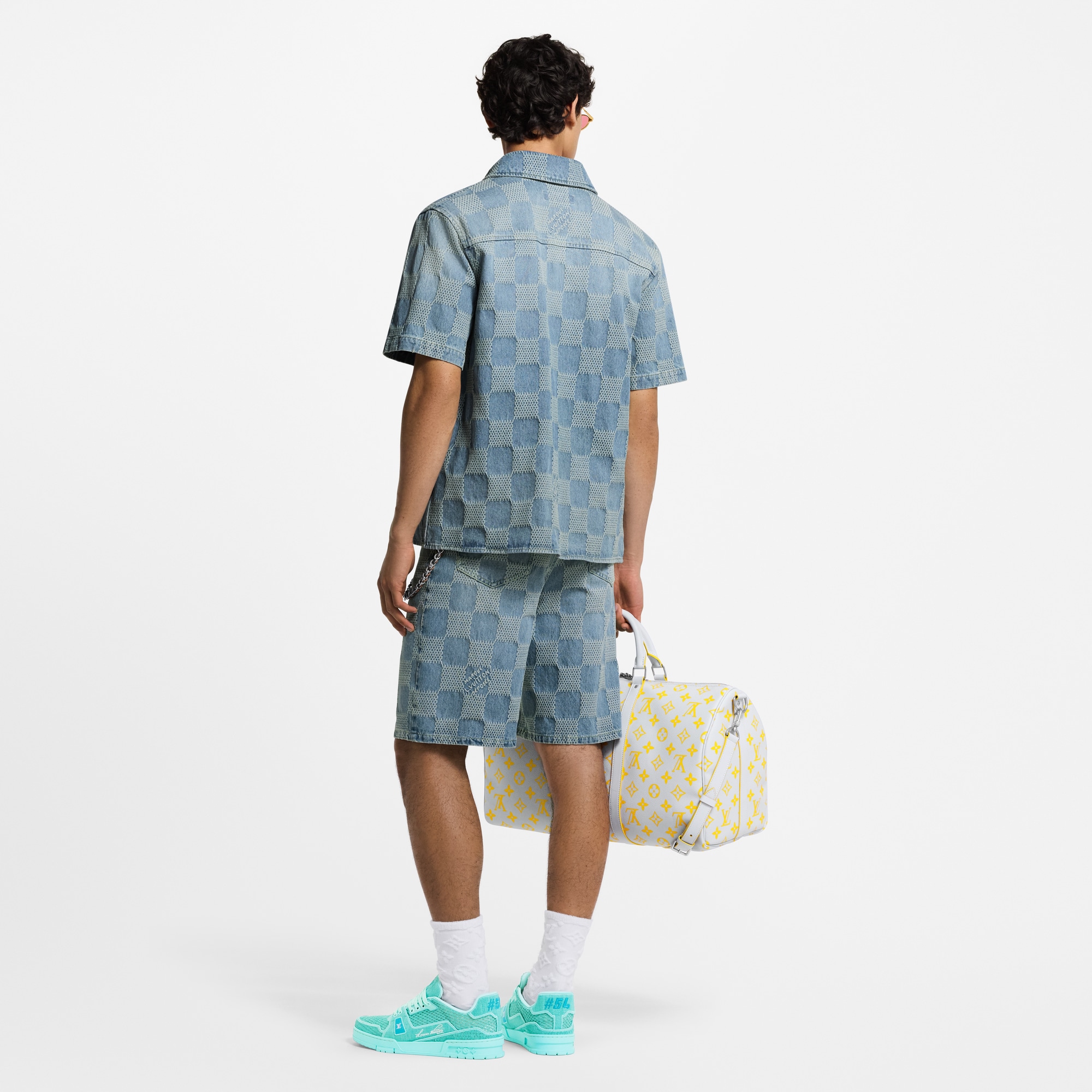 เสื้อเชิ้ตเดนิมแขนสั้นเนื้อบางลาย Damier 3D  in ผู้ชาย