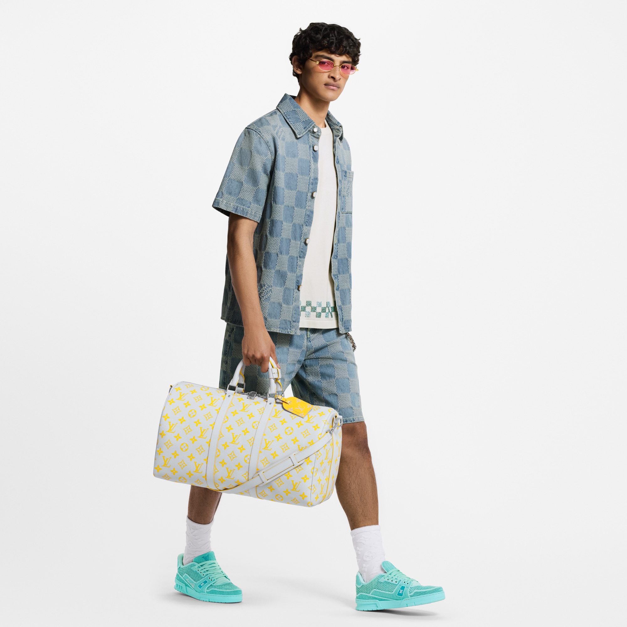 เสื้อเชิ้ตเดนิมแขนสั้นเนื้อบางลาย Damier 3D  in ผู้ชาย