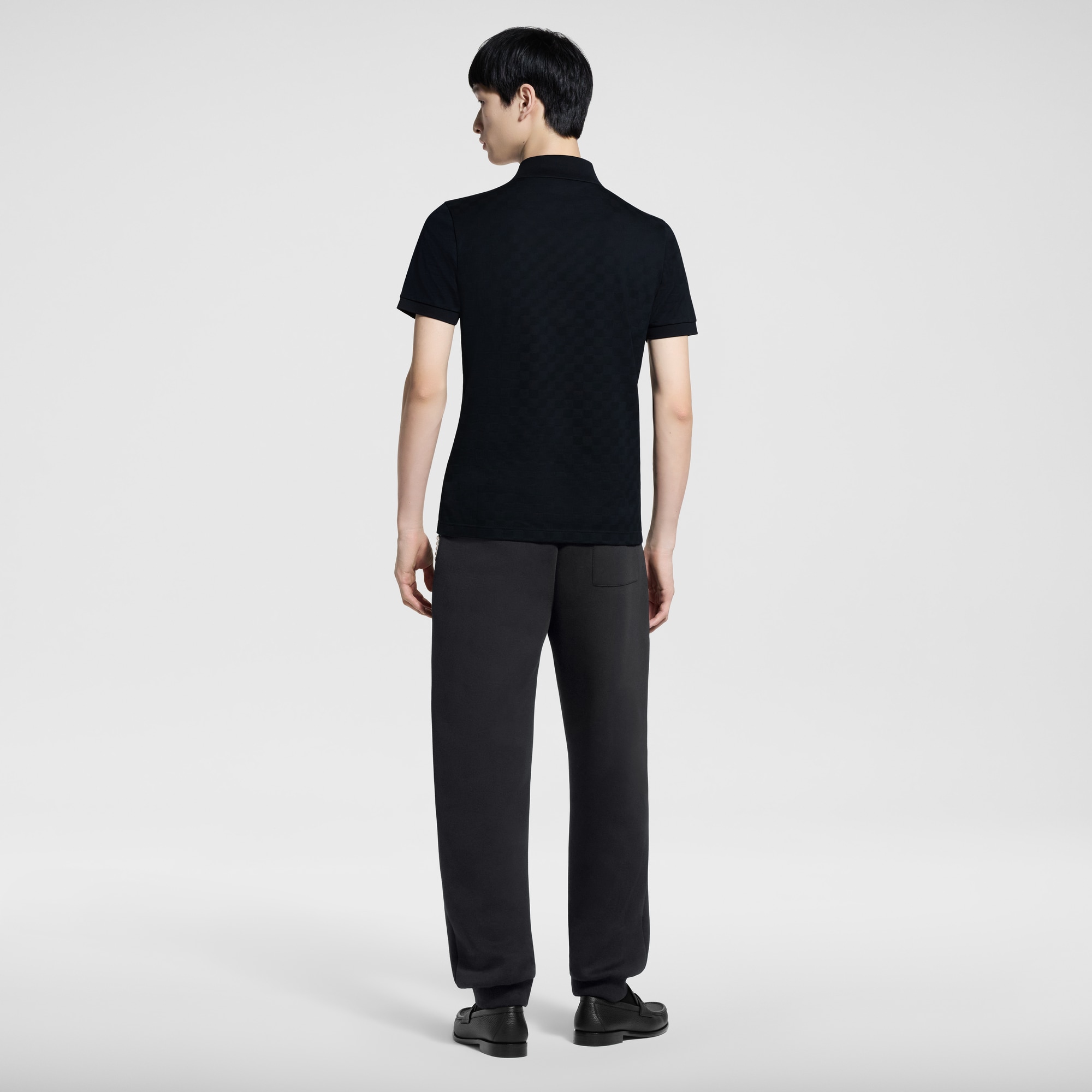 เสื้อโปโลแขนสั้นผ้าคอตตอนปีเก้ลาย Damier  in ผู้ชาย