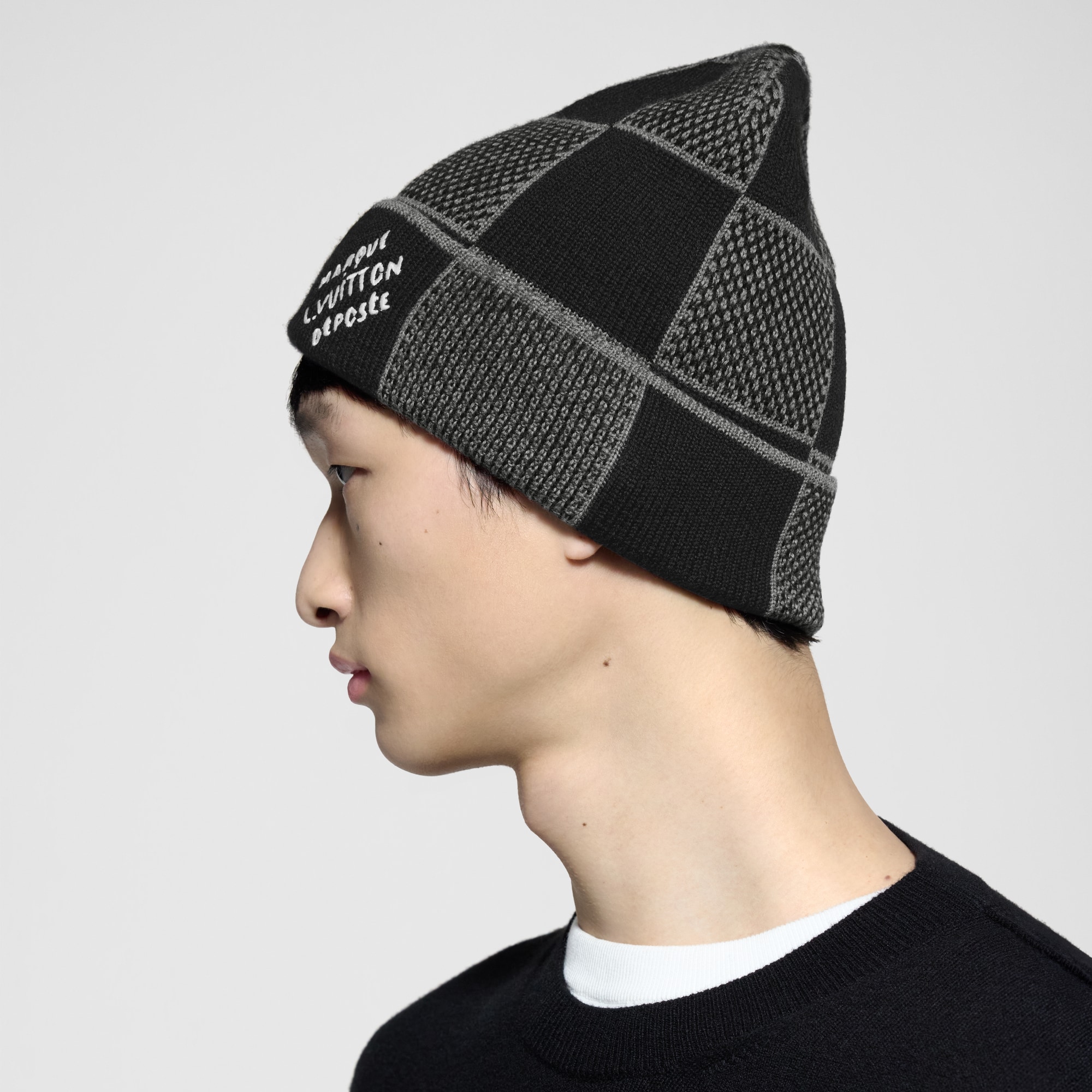 หมวกไหมพรมรุ่น Damier Heritage . in ผู้ชาย