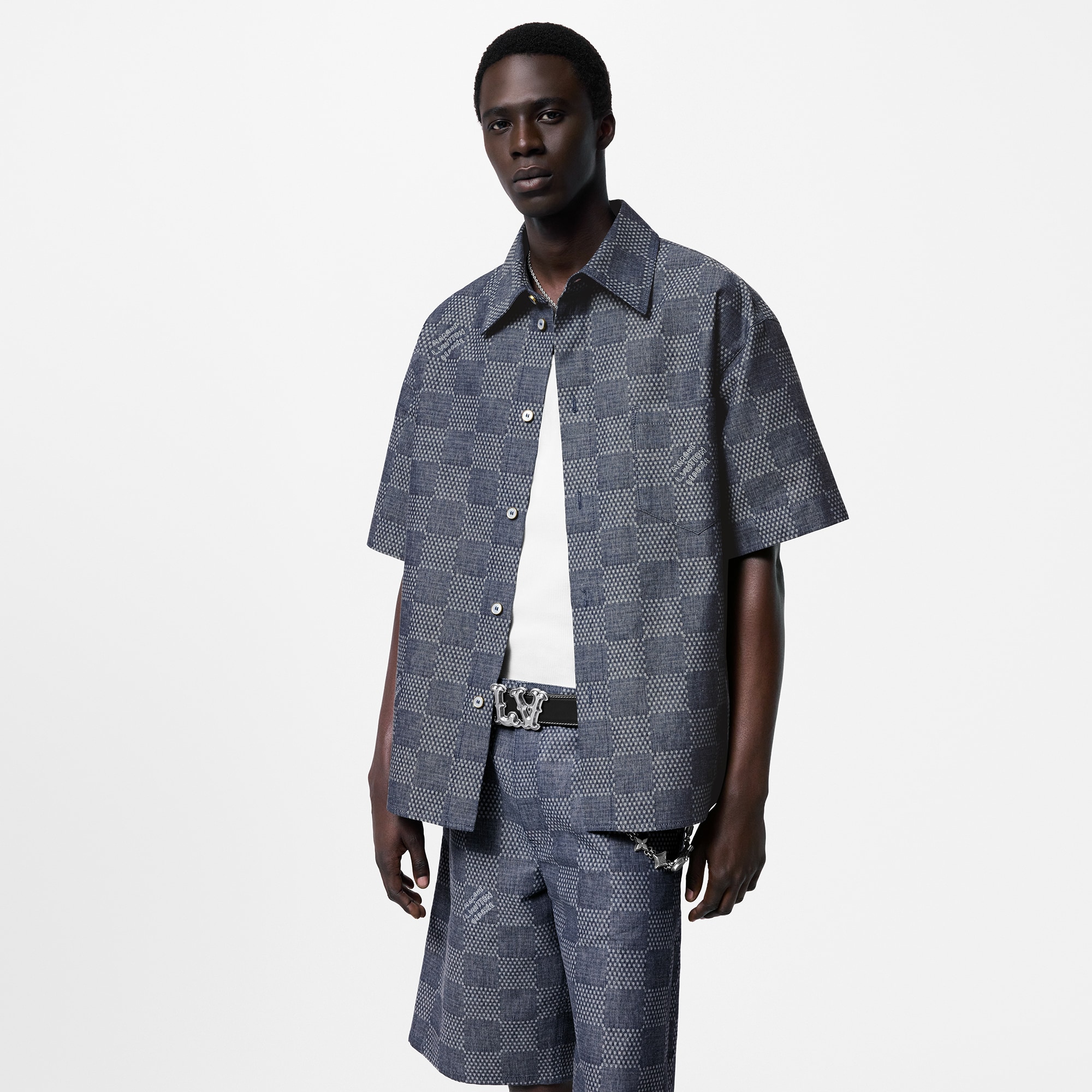 เสื้อเชิ้ตแขนสั้นผ้า Chambray ลาย Damier  in ผู้ชาย