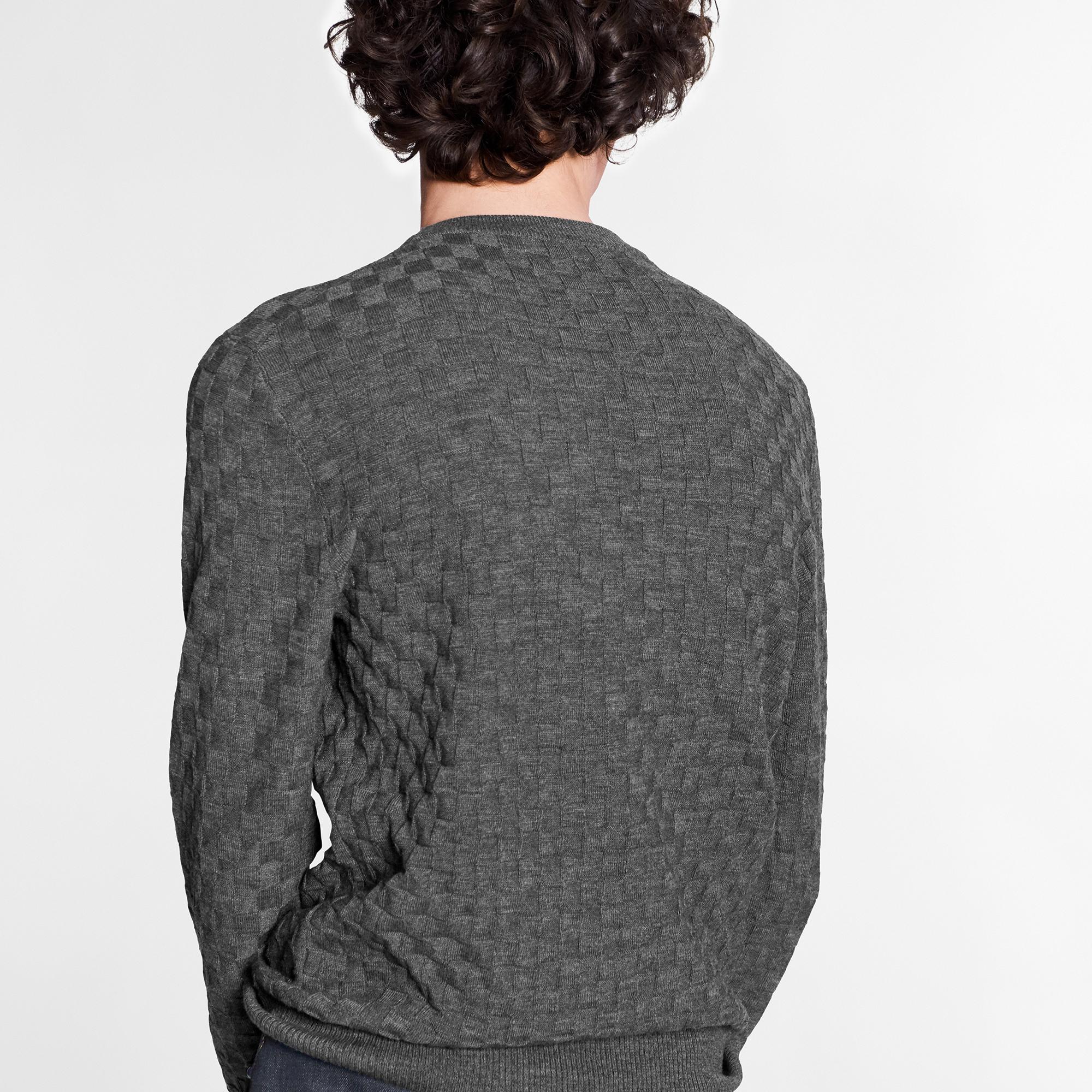 เสื้อคอกลมรุ่น Damier Signature  in ผู้ชาย
