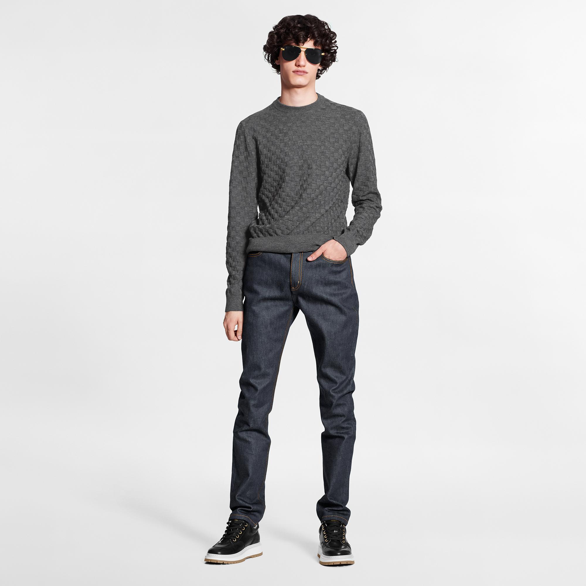 เสื้อคอกลมรุ่น Damier Signature  in ผู้ชาย