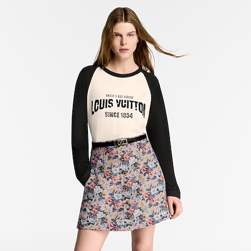 เข็มขัดรุ่น Dauphine ขนาด 20 มม. ใส่ได้ทั้งสองด้าน in ผู้หญิง's แอคเซสเซอรี่ เข็มขัดสำหรับผู้หญิง collections by Louis Vuitton (การย่อ/ขยายผลิตภัณฑ์)