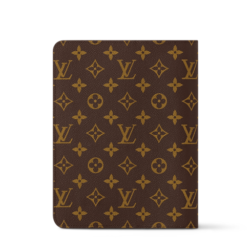 ปกสมุดบันทึกโต๊ะทำงาน Monogram in บ้าน ไลฟ์สไตล์ และหนังสือ's สมุดบันทึกและเครื่องเขียน สมุดบันทึกและเครื่องเขียนทั้งหมด collections by Louis Vuitton (การย่อ/ขยายผลิตภัณฑ์)