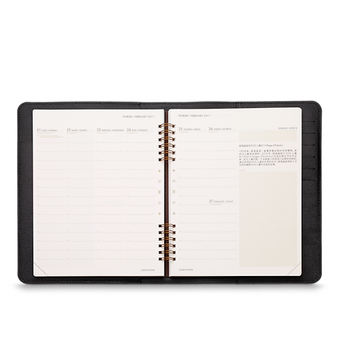 ปกสมุดบันทึกโต๊ะทำงาน Taiga in ทรังก์ การเดินทาง และ บ้าน's หนังสือและเครื่องเขียน หนังสือและเครื่องเขียน collections by Louis Vuitton (การย่อ/ขยายผลิตภัณฑ์)