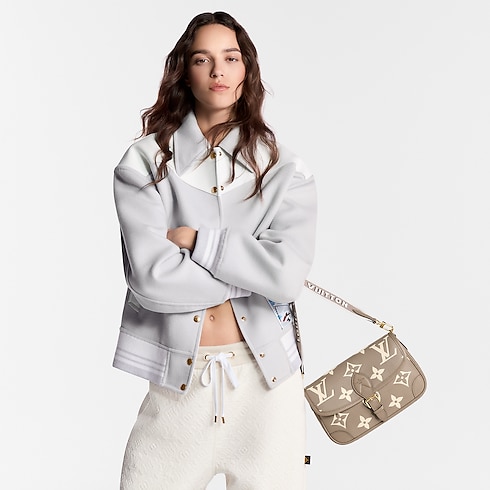 กระเป๋ารุ่น Diane Monogram Empreinte in ผู้หญิง's กระเป๋าถือ คอลเล็คชั่นทั้งหมด collections by Louis Vuitton (การย่อ/ขยายผลิตภัณฑ์)