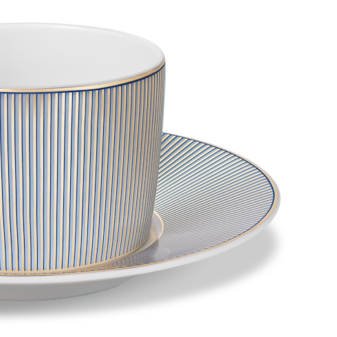 เซ็ตแก้วน้ำชาและจานรอง Dichroic 2 ชุด in ทรังก์ การเดินทาง และ บ้าน's บ้านและศิลปะการไดนิ่ง ที่สุดแห่งศิลปะการไดนิ่ง collections by Louis Vuitton (การย่อ/ขยายผลิตภัณฑ์)