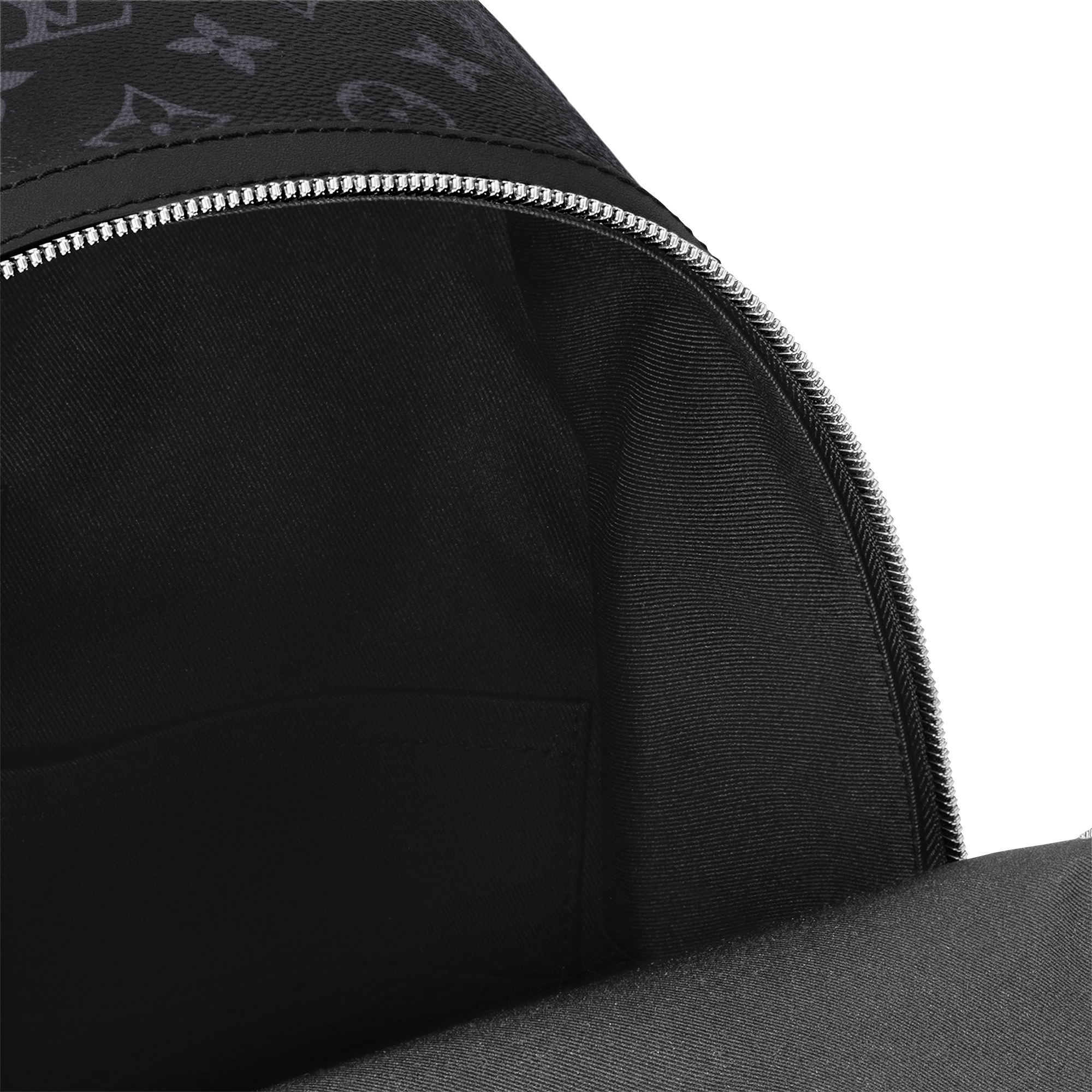 กระเป๋าสะพายหลังรุ่น DISCOVERY PM Monogram Eclipse in ผู้ชาย