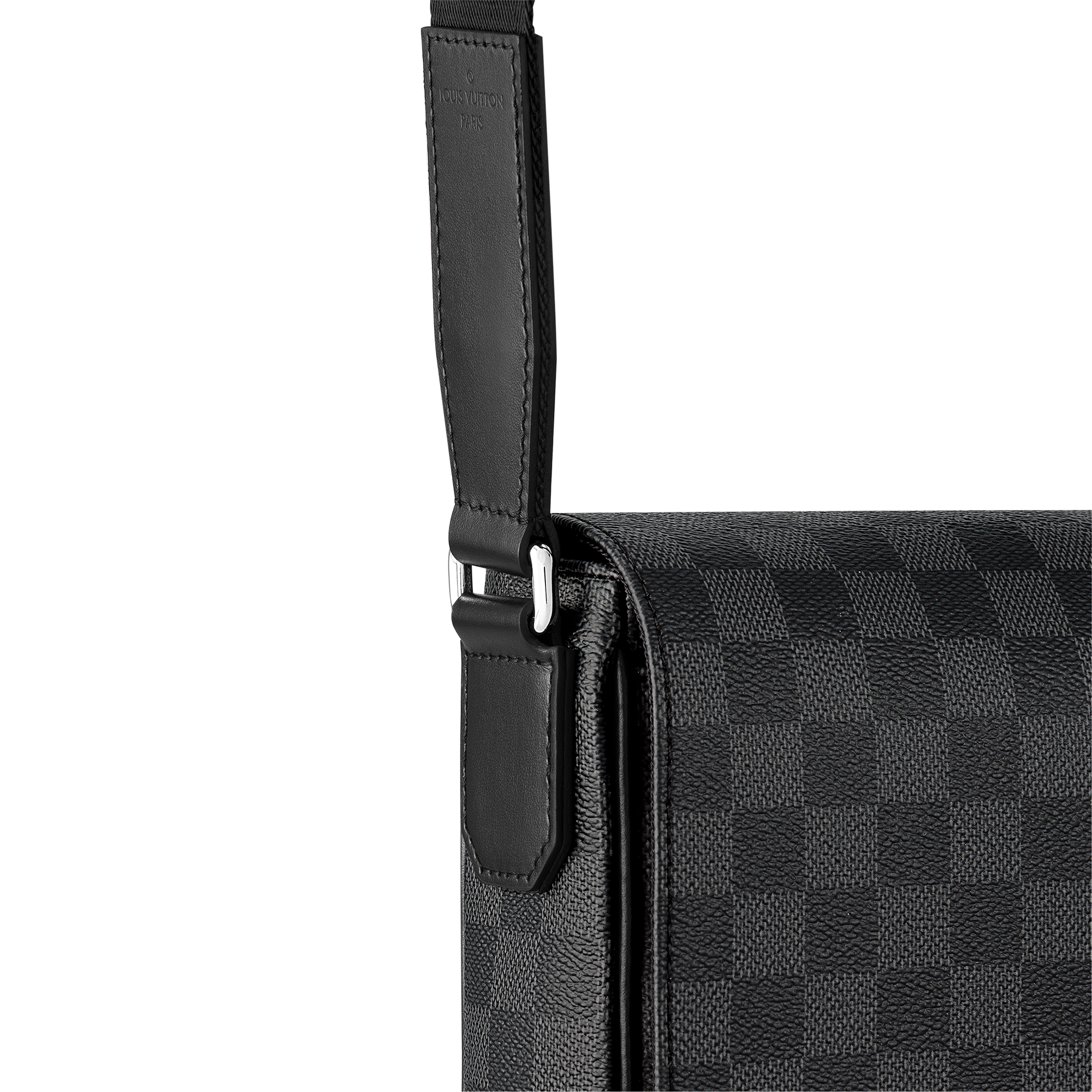 กระเป๋ารุ่น District PM Damier Graphite in ผู้ชาย